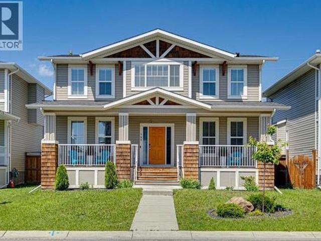 145 Rainbow Falls Glen, Chestermere, AB, T1X 0S5 house for sale | Listing ID A2327 | Royal LePage