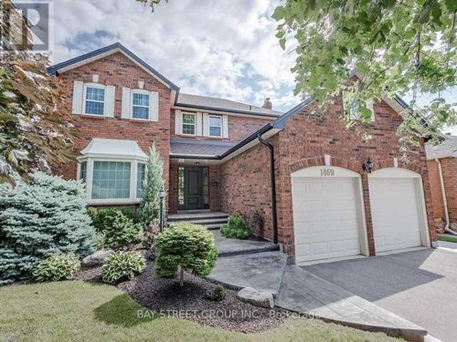 1469 Sprucewood Terrace, Oakville, ON, L6M 2R2 house for lease | Listing ID W13423 | Royal LePage