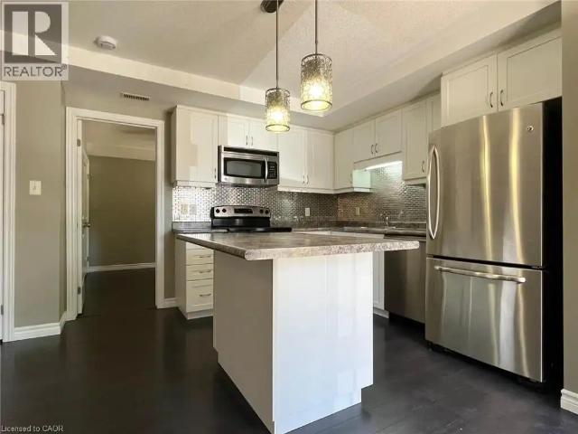 1460 HIGHLAND Road W Unit# 5D