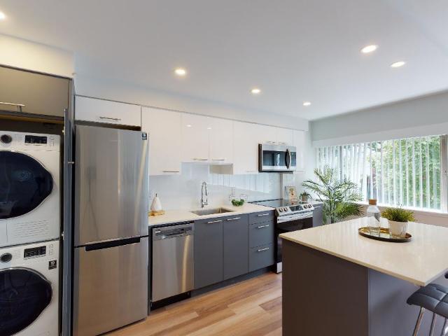 1461 Harwood 1461 Harwood Plan B Apartment for Rent