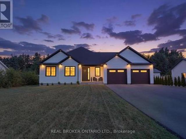 1463 Norfolk County Road 21, Norfolk, ON, N4B 2W4 house for sale | Listing ID X13616 | Royal LePage