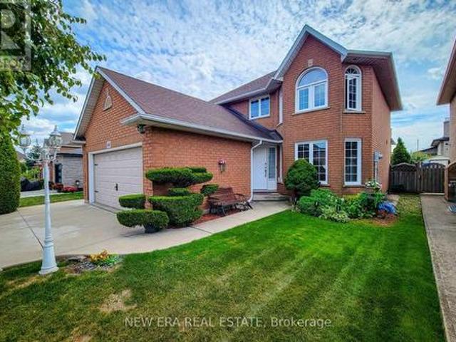 146 Locheed Drive, Hamilton, ON, L8T 4Z7 house for sale | Listing ID X13091 | Royal LePage