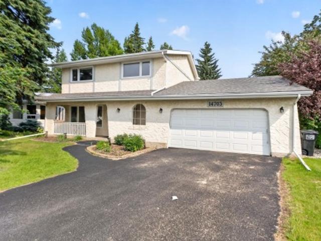 1470 Ave, Edmonton, AB, T6H 4T3 house for sale | Listing ID E4498 | Royal LePage