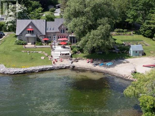 147 1 Island Parkway, Front Of Leeds & Seeleys Bay, ON, K7G 2V4 Luxury House for sale | Listing ID X12995 | Royal LePage Carriage Trade Luxury Properties