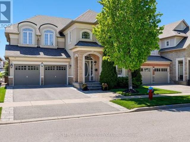 147 Innville Crescent, Oakville, ON, L6L 0B8 house for sale | Listing ID W13209 | Royal LePage