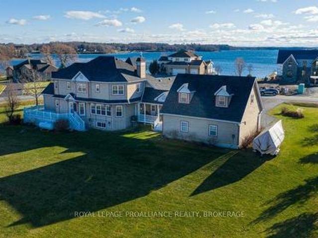 147 Island View Drive, Front Of Leeds & Seeleys Bay, ON, K7G 2V5 Luxury House for sale | Listing ID X12060 | Royal LePage Carriage Trade Luxury Properties
