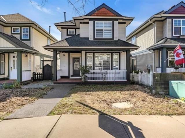 1485 Avenue, Surrey, BC, V3S 8W4 house for sale | Listing ID R3139 | Royal LePage