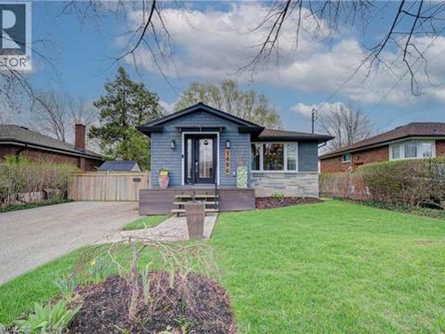1486 Augustine Drive, Burlington, ON, L7P 2N2 house for sale | Listing ID 40833 | Royal LePage