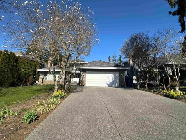 1489 Avenue, Surrey, BC, V4A 9J2 house for sale | Listing ID R3140 | Royal LePage