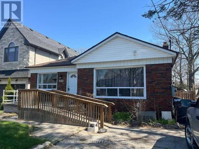 1481 Myron Drive W, Mississauga, ON, L5E 2N5 house for sale | Listing ID W13038 | Royal LePage