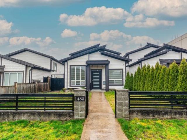 1483 Sperling Avenue, Burnaby, BC, V5B 4J8 duplex for sale | Listing ID R3022 | Royal LePage