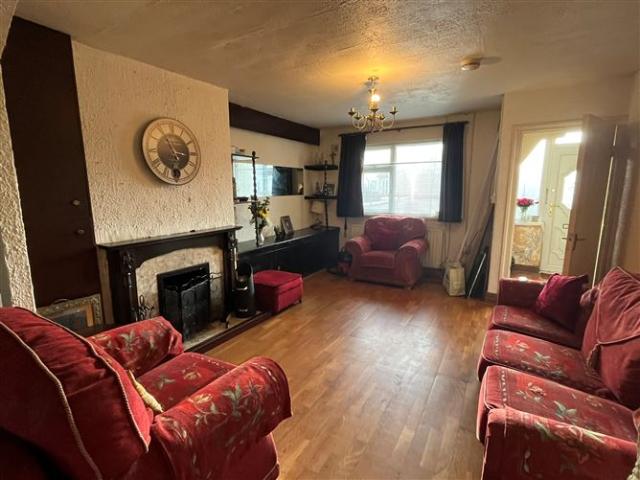 148,000 | 53 Hogan Avenue, Kileely, City Centre Limerick, DNG Cusack Dunne 4901 MyHome. Ie Residential