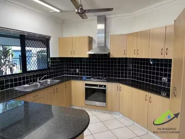 1/48 Bayview Boulevard, Bayview House for rent Listed by Rob.