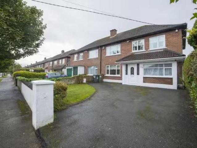 148 Foxfield Grove, Raheny, Dublin 5, D05Y052 is for sale