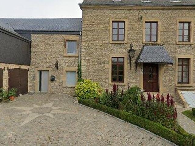 148 m2 apartment for rent in Aarlen