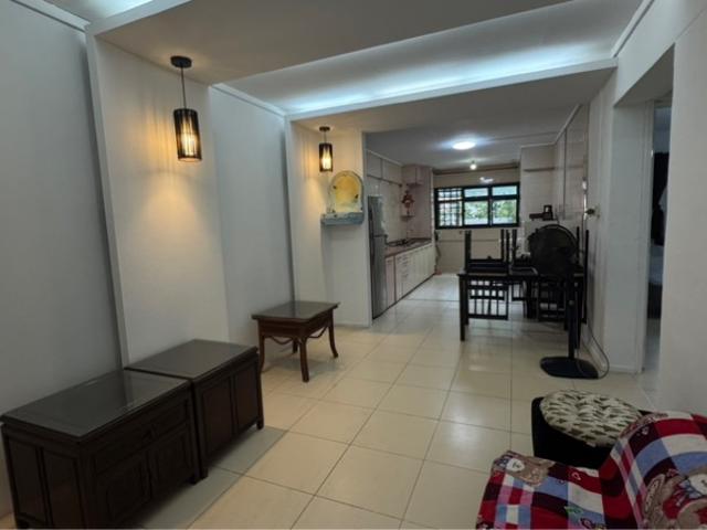 148 Potong Pasir Avenue 1 HDB Apartment For Sale, $700,000, 2 Bed 2 Bath 731 sqft $958.00 psf