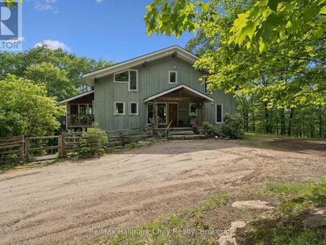 1497 Fox Point Road, Lake Of Bays Franklin, ON, P0A 1H0 Luxury House for sale | Listing ID X13459 | Royal LePage Carriage Trade Luxury Properties