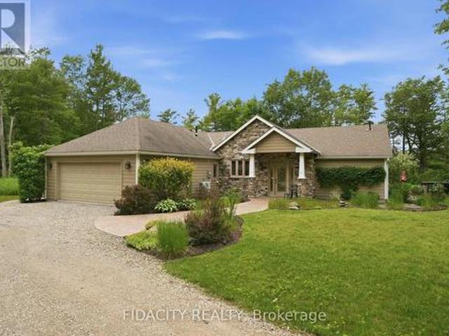 1492 Devil Lake Road, Frontenac South, ON, K0H 2L0 house for sale | Listing ID X13467 | Royal LePage