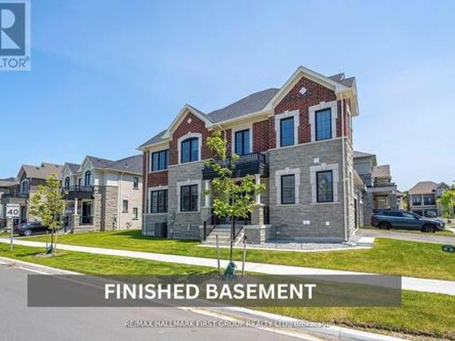 1492 Hawktail Path, Pickering, ON, L1X 0N9 house for sale | Listing ID E12253 | Royal LePage