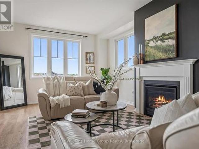 149 Elliot Avenue E, Centre Wellington Fergus, ON, N1M 0G8 house for sale | Listing ID X13468 | Royal LePage