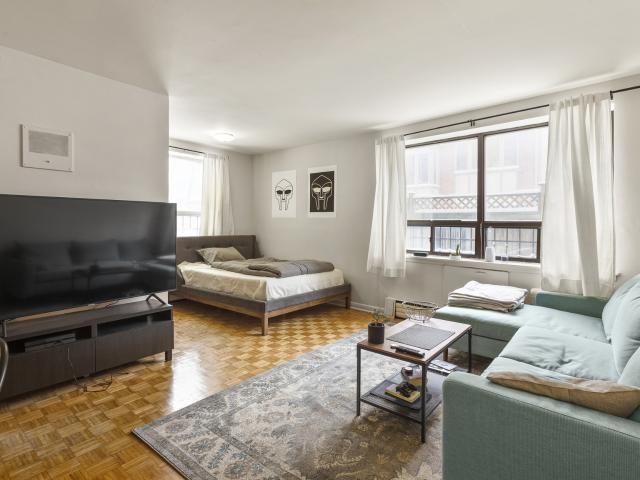 149 St. George Studio [object Promise] for Rent