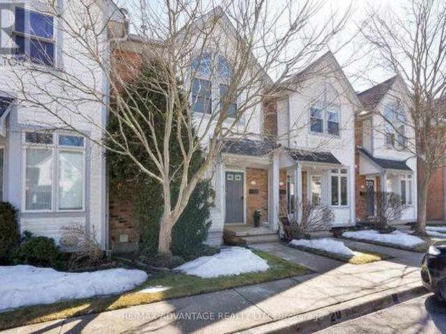 14 1415 Commissioners Road W, London, ON, N6K 1E2 townhouse for sale | Listing ID X12082 | Royal LePage