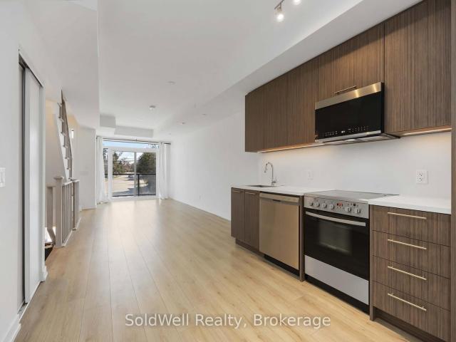 14 266 Finch Avenue E, North York | 2Beds/2Bath, Townhouse, $2,795/mo | Condos. Ca