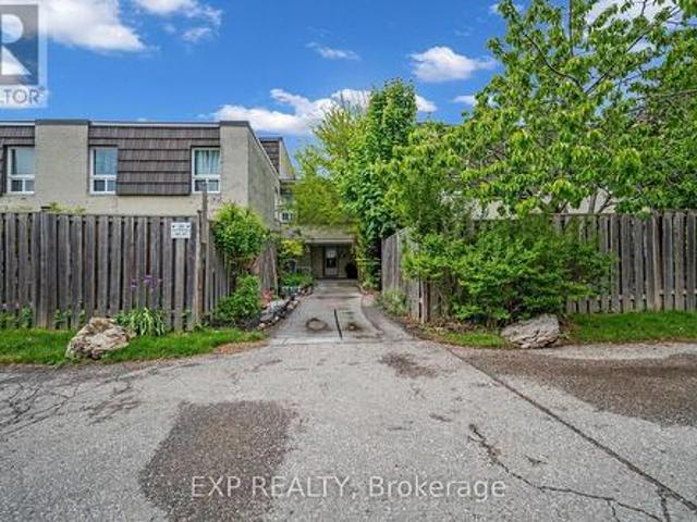 14 33 Four Winds Drive, Toronto, ON, M3J 1K7 townhouse for sale | Listing ID W12251 | Royal LePage