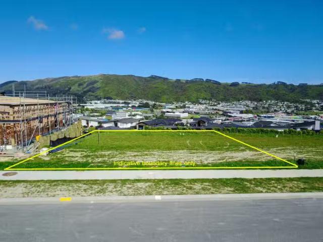 14 Te Hoiere Street, Aotea, Porirua City