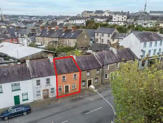 14 The Glen, Waterford, Ferrybank, Co. Waterford, X91KP7A is f.