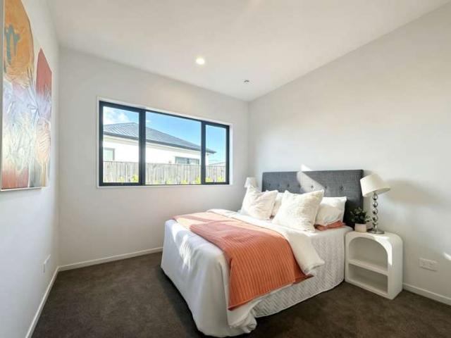 14 Tukutata Crescent, Milldale, Rodney