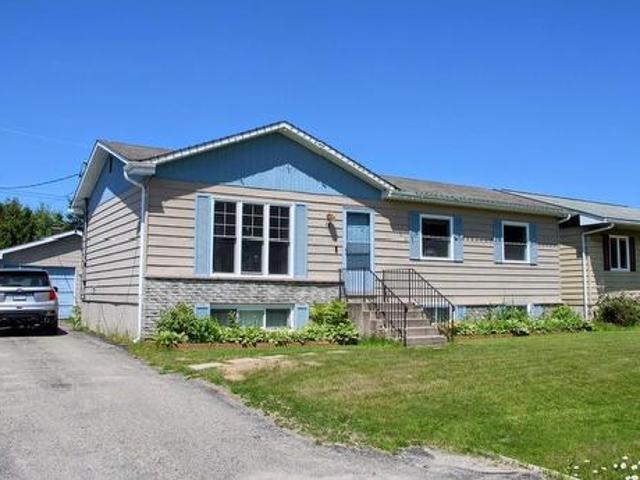 14 Wendego Street, Manitouwadge, ON, P0T 2C0 house for sale | Listing ID TB2601 | Royal LePage