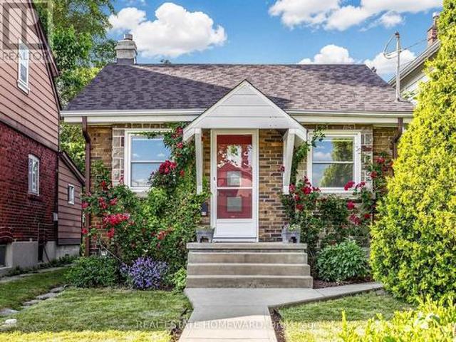 14 Beachdale Avenue, Toronto, ON, M1N 1V8 house for sale | Listing ID E13549 | Royal LePage