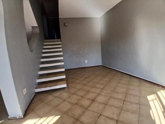 14 Bedroom House in Morningside