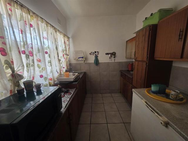 14 Bedroom House in Bela Warmbaths