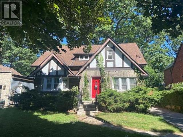 14 Birchview Boulevard, Toronto, ON, M8X 1H5 house for lease | Listing ID W13679 | Royal LePage