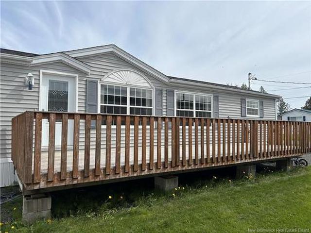 14 Black Duck St, Lincoln, NB, E3B 7G1 house for sale | Listing ID NB138003 | Royal LePage