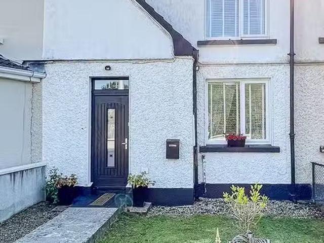 14 Brandondale, Graiguenamanagh, Co. Kilkenny, R95H5C8 is for.