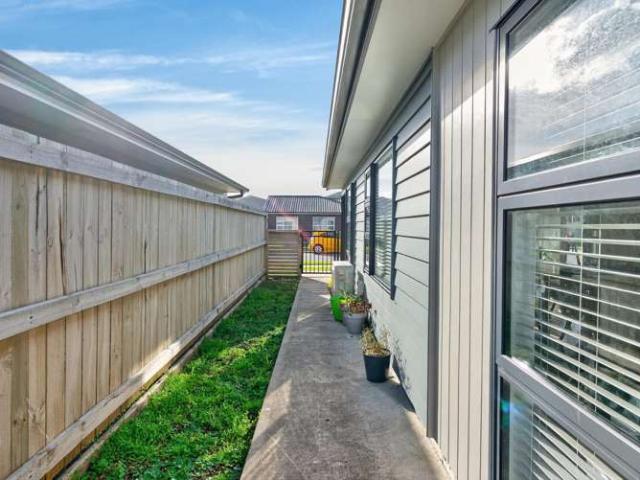 14 Brian Hughes Road, Wainuiomata, Lower Hutt City