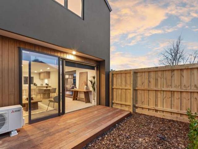 1/4 Burlington Street, Sydenham, Christchurch City