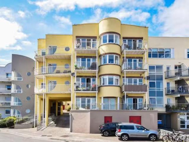 14 Carraig Palmer, Quincentennial Drive, Salthill, Co. Galway.