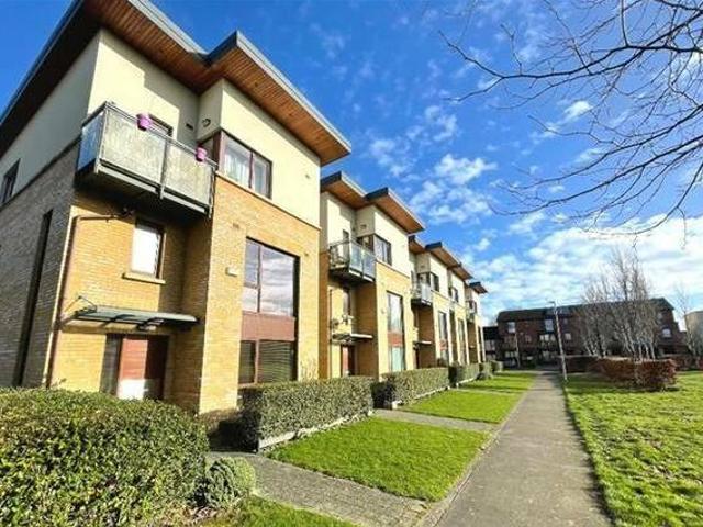 14 castlegate park adamstown co dublin