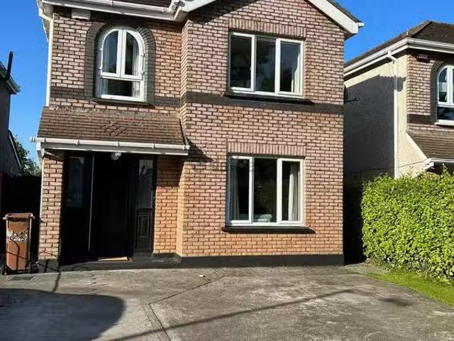 14 Charnwood Park, Clonsilla, Clonsilla, Dublin 15 is for rent