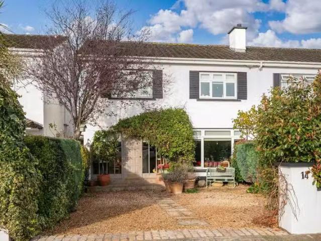 14 Coolamber Park, Templeogue, Knocklyon, Dublin 16, D16X0C9 i.