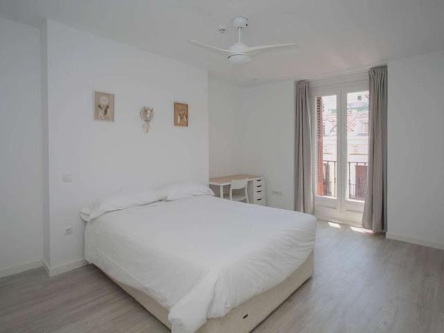 14 Dormitorio Apartamentos Madrid Madrid 101818734