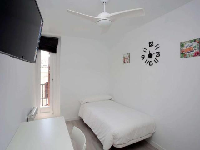 14 Dormitorio Apartamentos Madrid Madrid 101821322