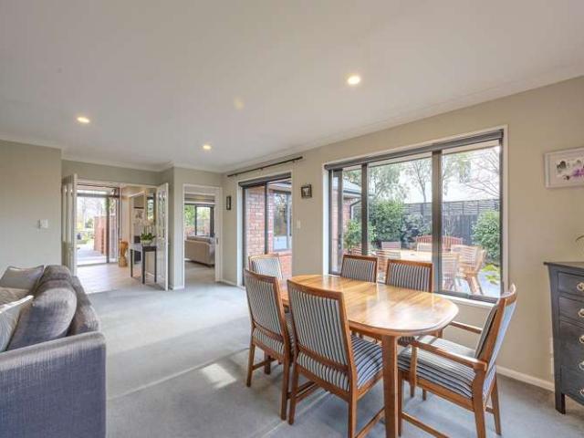 14 Dunmurry Place, Casebrook, Christchurch City