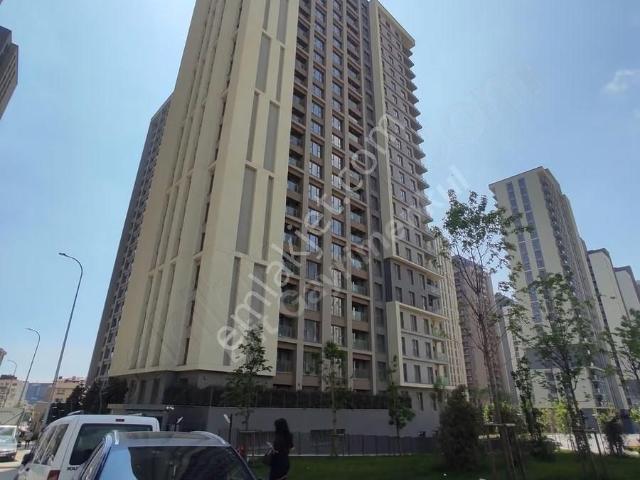 14. Etap Millet Bahçesi Manzaralı Geniş 3+1 Kiralık Daire