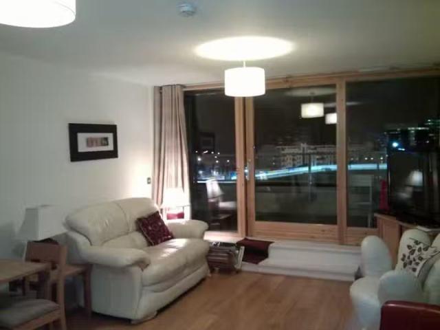 14 Fitzwilliam Point, Fitzwilliam Quay D04EC90, Dublin 4 is fo.