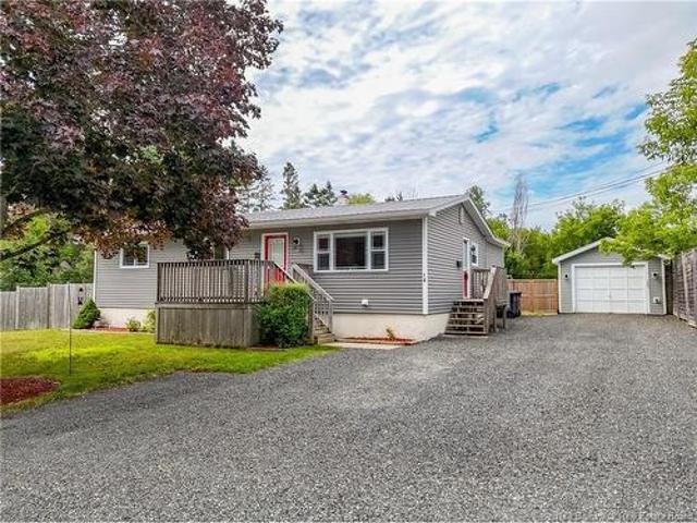 14 Hill St, Saint Stephen, NB, E3L 1N5 house for sale | Listing ID NB144689 | Royal LePage